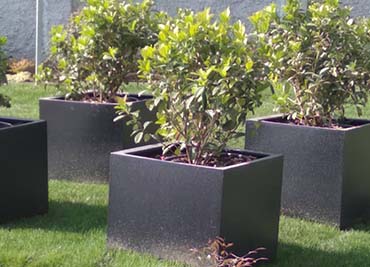 Maceteros Autorregantes para Constructora Paz Corp