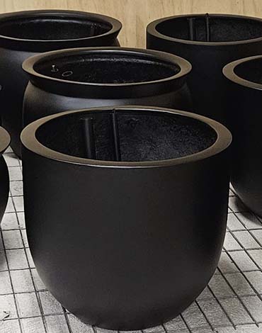 Maceteros Bol en fibra de vidrio